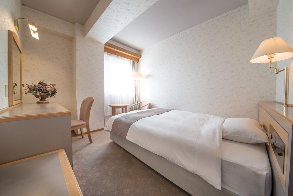 Takayama City Hotel Four Seasons Buitenkant foto