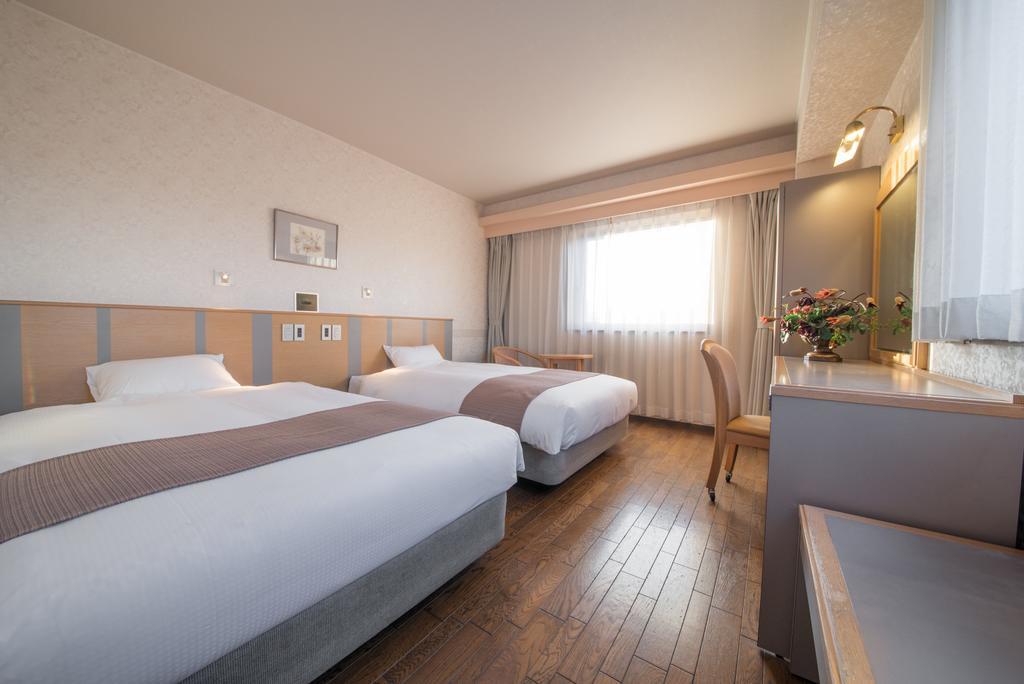 Takayama City Hotel Four Seasons Buitenkant foto