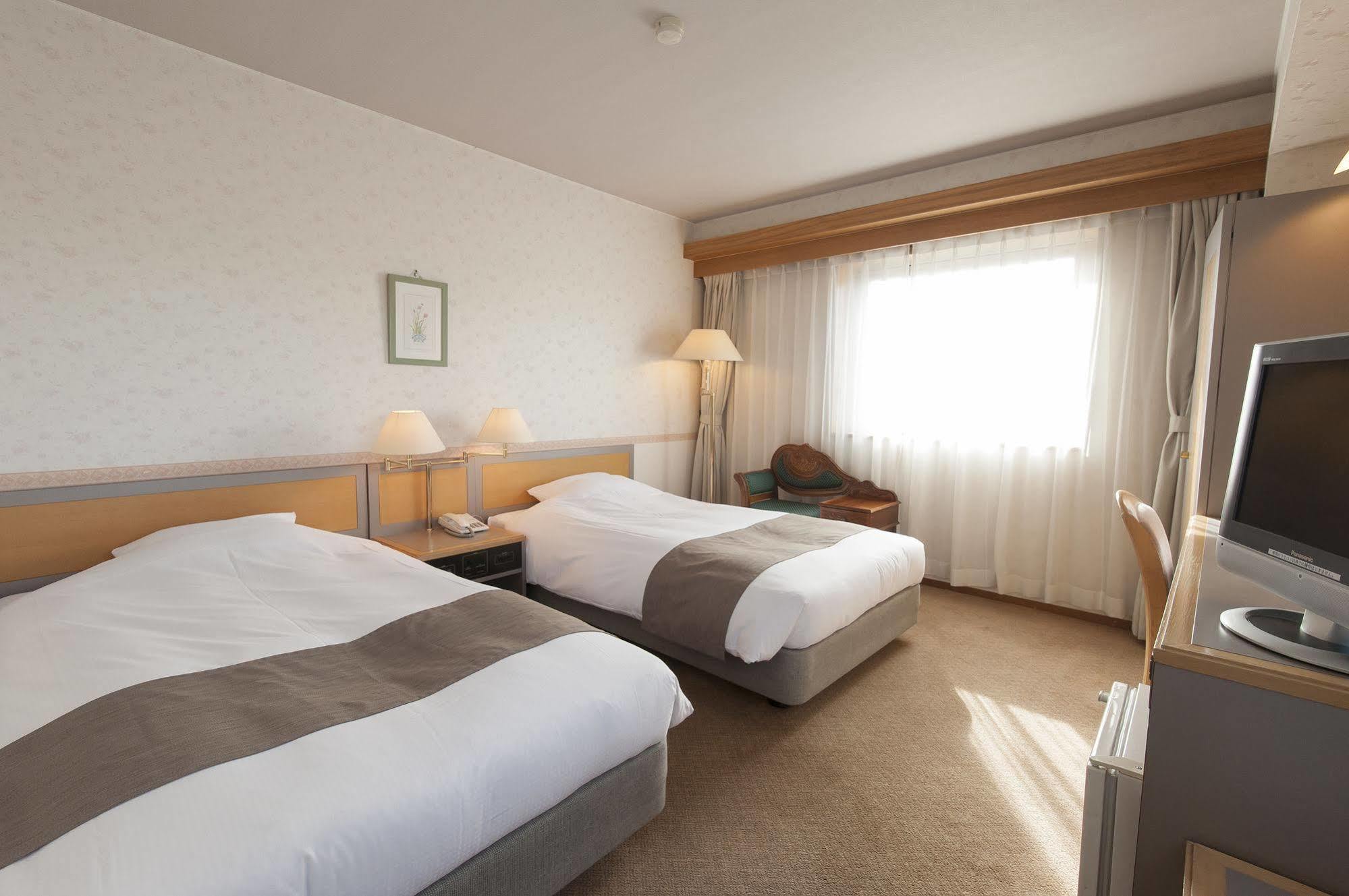 Takayama City Hotel Four Seasons Buitenkant foto